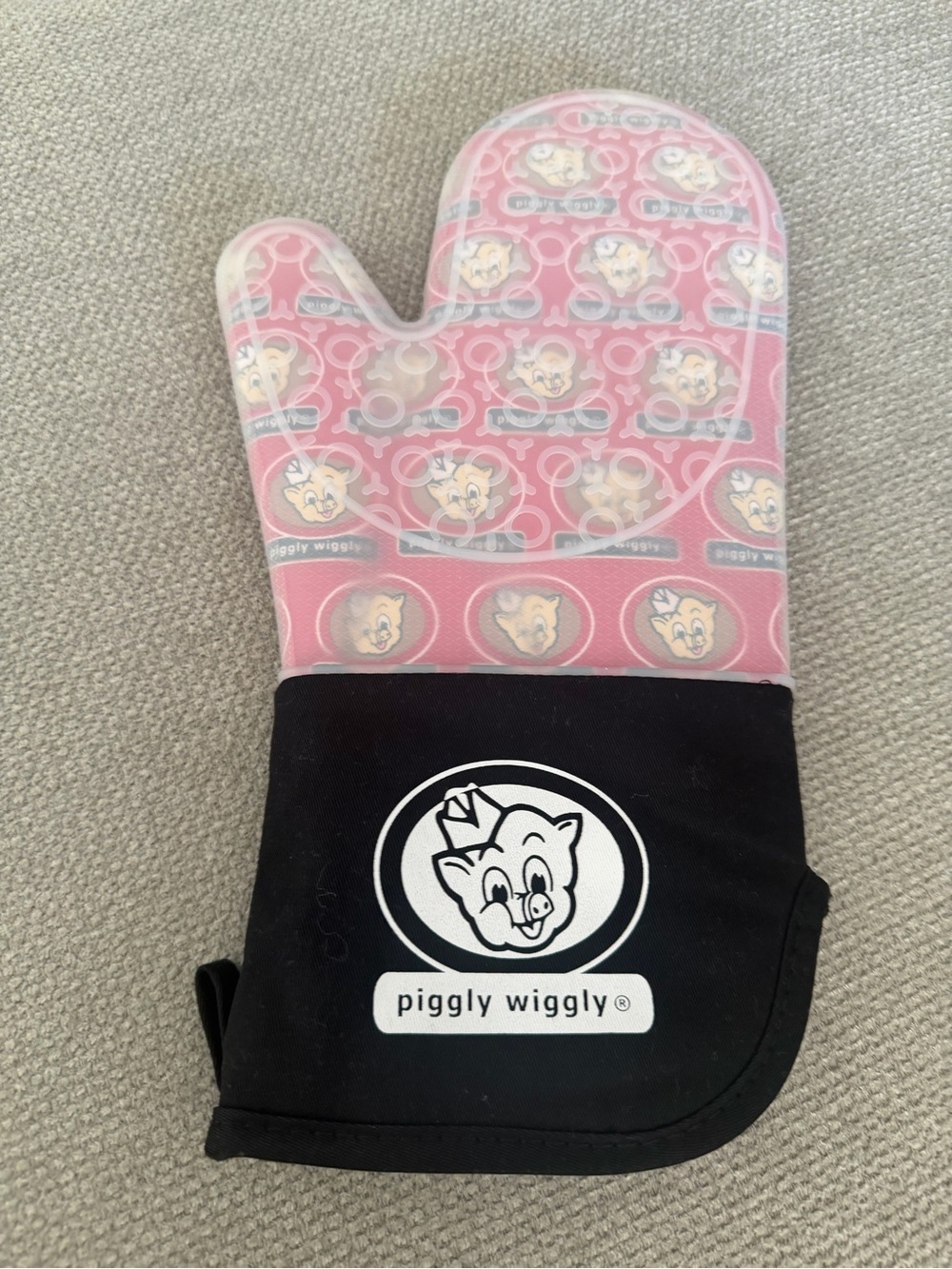 New! Never used oven mit/ pot holder from the Apalachicola, FL Piggly Wiggly